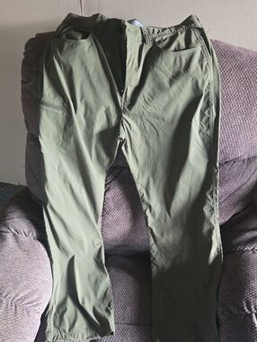 Orvis Olive Green Men's Cargo Pants